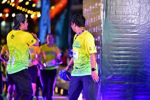 BIB: 171
                            <button type="button" onclick="openModal(21804173)" class="btn btn-primary btn-sm float-right btn-popup" data-toggle="modal" data-target=".modal-high-quality">
                        <i class="fas fa-shopping-cart"></i> Add to Cart
                    </button>
                                            <button type="button" onclick="isThisMe(21804173, true)" class="btn btn-success btn-sm float-right btn-popup btn-isme hidden" data-toggle="tooltip" data-placement="bottom" title="นี่คือรูปของคุณใช่ไหม คลิกที่นี่เพื่อเอาเข้าอัลบั้ม">
                        <i class="fas fa-plus"></i> Add to album
                    </button>
                    <button type="button" onclick="isThisMe(21804173, false)" class="btn btn-warning btn-sm float-right btn-popup btn-isnotme hidden">
                        <i class="fas fa-ban"></i> Remove from album
                    </button>